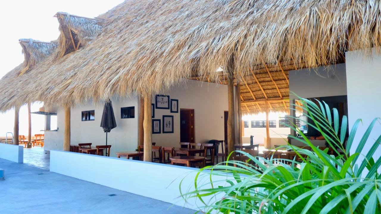 Hotel Kraken Salinas Екстер'єр фото